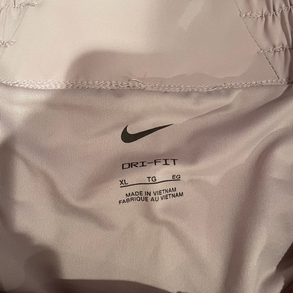 Nike One Dri-Fit Loose Fit Lined Grey Active Running Shorts Sz XL NWT - Picture 6 of 7